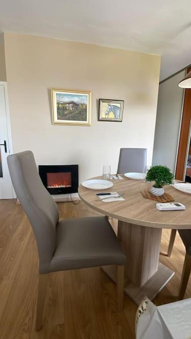 Stunning Lake And Mountain Views - Velkoski Apartments Ohrid Bagian luar foto